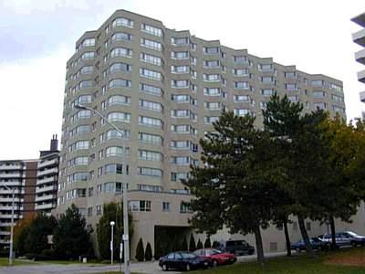 PH15 - 4 Park Vista, Condo with 2 bedrooms, 2 bathrooms and 2 parking in East York ON | Image 1