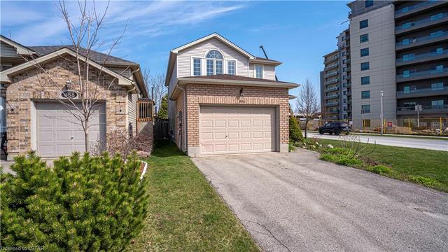 884 Blythwood Rd, House detached with 3 bedrooms, 2 bathrooms and 2 parking in London ON | Image 3