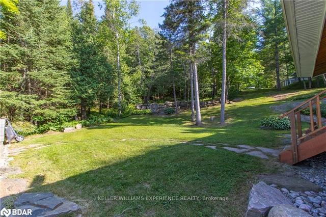 337 Deer Run Rd, House detached with 2 bedrooms, 1 bathrooms and 21 parking in Magnetawan ON | Image 26