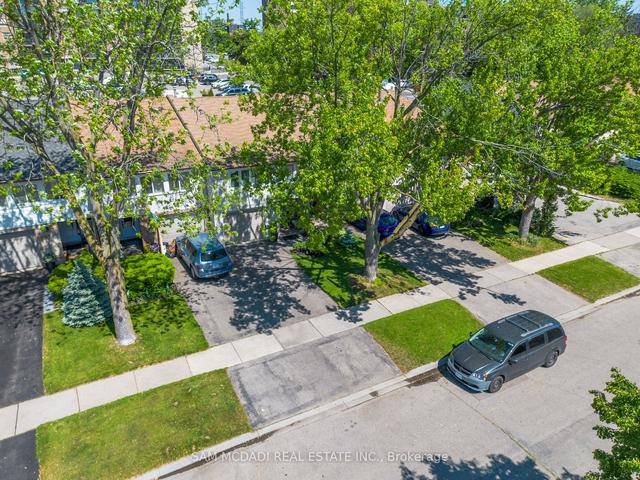 21 - 1896 Kirkwall Cres, Townhouse with 3 bedrooms, 2 bathrooms and 3 parking in Mississauga ON | Image 23