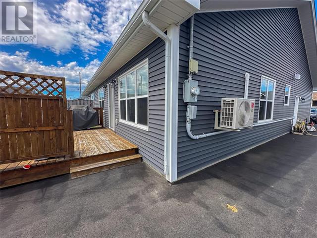 8 Esmonde Pl, House attached with 2 bedrooms, 2 bathrooms and null parking in Gander NL | Image 5