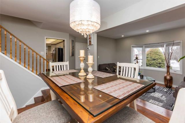 885 Walton Crt, House detached with 3 bedrooms, 3 bathrooms and 4 parking in Whitby ON | Image 4