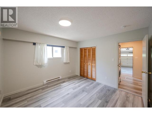 11214 Adams Ave, House detached with 3 bedrooms, 1 bathrooms and 2 parking in Summerland BC | Image 18
