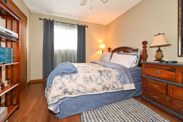 MAIN - 12 Evaleigh Crt, House detached with 4 bedrooms, 3 bathrooms and 6 parking in Whitby ON | Image 10