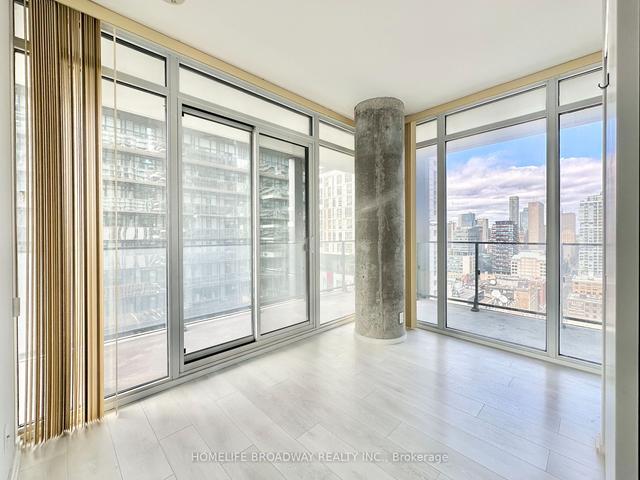 2008 - 125 Peter St, Condo with 2 bedrooms, 1 bathrooms and 0 parking in Toronto ON | Image 27