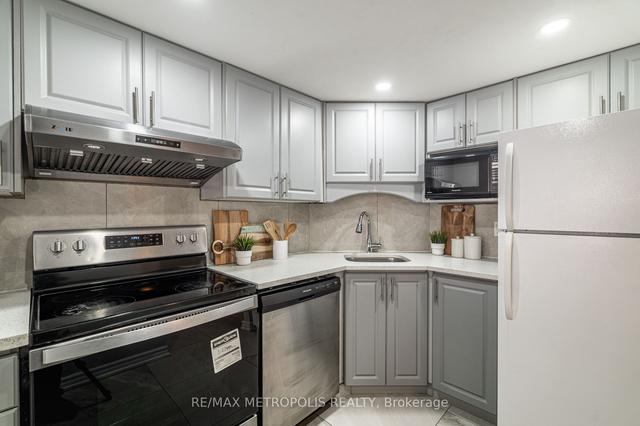 201 - 150 Alton Towers Cir, Condo with 2 bedrooms, 2 bathrooms and 1 parking in Scarborough ON | Image 20