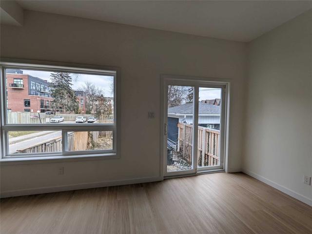 MAIN - 113 Woodbine Ave, House detached with 3 bedrooms, 1 bathrooms and 0 parking in Toronto ON | Image 5