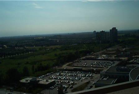 PH202 - 335 Webb Dr, Condo with 2 bedrooms, 2 bathrooms and 1 parking in Mississauga ON | Image 12