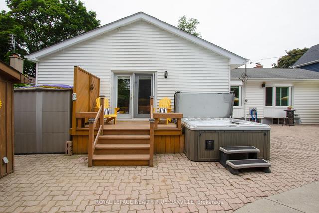237 Tuck Dr, House detached with 3 bedrooms, 3 bathrooms and 6 parking in Burlington ON | Image 27