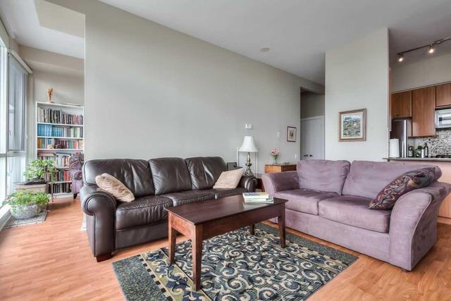 PH201 - 30 Canterbury Pl, Condo with 2 bedrooms, 2 bathrooms and 1 parking in North York ON | Image 5