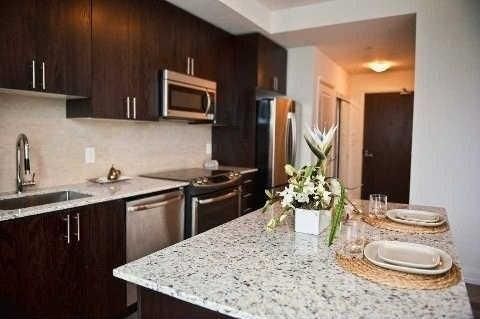 PH208 - 7161 Yonge St, Condo with 2 bedrooms, 2 bathrooms and 1 parking in Thornhill ON | Image 4