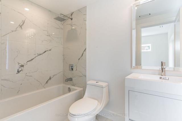 2 - 15 Burrard Rd, House detached with 2 bedrooms, 2 bathrooms and 1 parking in Etobicoke ON | Image 5