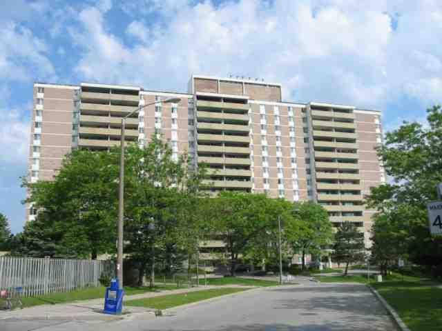 PH-04 - 120 Dundalk Dr, Condo with 2 bedrooms, 1 bathrooms and 1 parking in Scarborough ON | Image 1