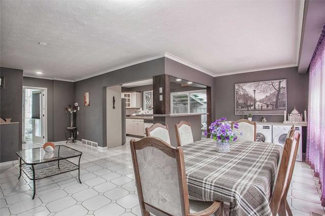 MAIN - 1588 Holburne Rd, House detached with 3 bedrooms, 2 bathrooms and 2 parking in Mississauga ON | Image 5