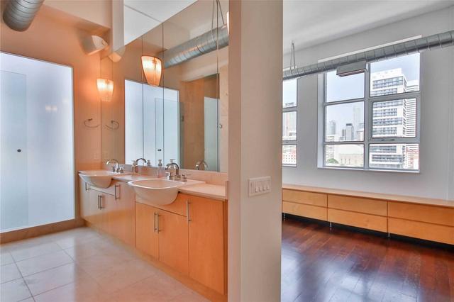 PH16 - 155 Dalhousie St, Condo with 3 bedrooms, 4 bathrooms and 2 parking in Toronto ON | Image 6