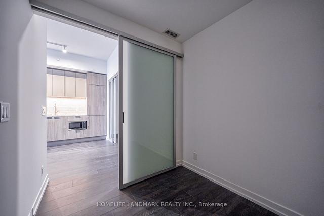 803 - 2020 Bathurst St, Condo with 2 bedrooms, 2 bathrooms and 1 parking in York ON | Image 29