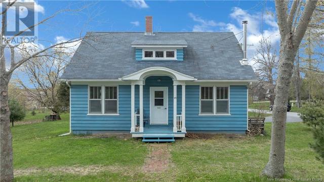 35 Parr St, House detached with 3 bedrooms, 2 bathrooms and null parking in Saint Andrews NB | Image 1