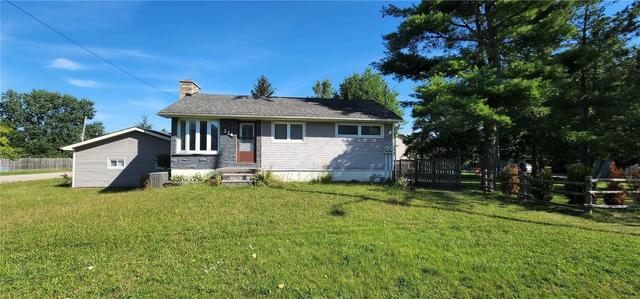 MAIN - 334 Ardagh Rd, House detached with 3 bedrooms, 1 bathrooms and 6 parking in Barrie ON | Image 1