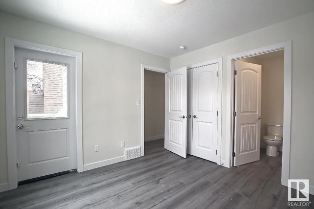 2 - 10927 80 Ave Nw, House semidetached with 3 bedrooms, 3 bathrooms and null parking in Edmonton AB | Image 26