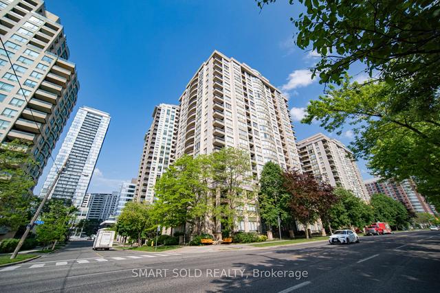 PH210 - 256 Doris Ave, Condo with 3 bedrooms, 2 bathrooms and 1 parking in Toronto ON | Image 1