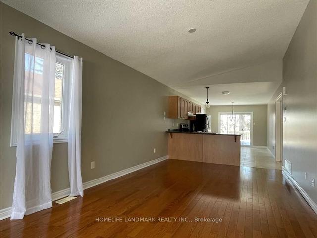 MAIN - 23 Loon Ave, House detached with 3 bedrooms, 1 bathrooms and 2 parking in Barrie ON | Image 7