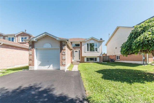 49 Fenwick Ave, House detached with 3 bedrooms, 2 bathrooms and 2 parking in Bowmanville ON | Image 1