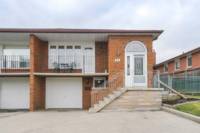 MAIN - 28 Hazelnut Cres, House semidetached with 1 bedrooms, 1 bathrooms and 5 parking in North York ON | Image 1