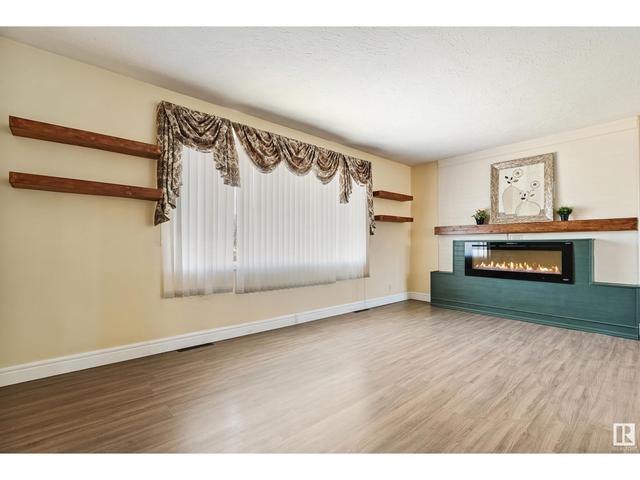 12436 St Albert Trail Nw, House detached with 4 bedrooms, 1 bathrooms and 4 parking in Edmonton AB | Image 5