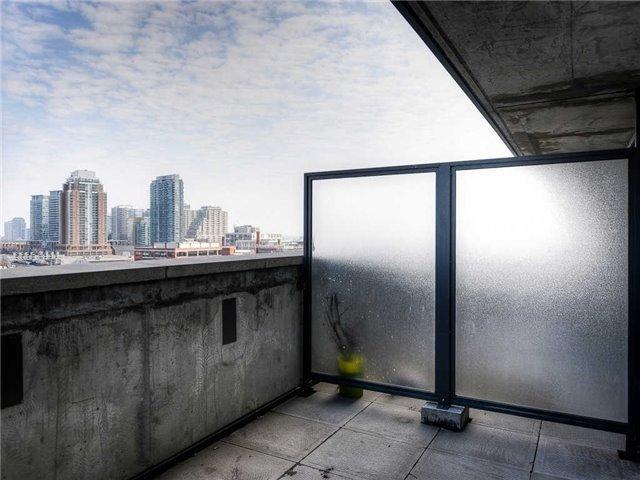 909E - 36 Lisgar St, Condo with 1 bedrooms, 1 bathrooms and null parking in Toronto ON | Image 9