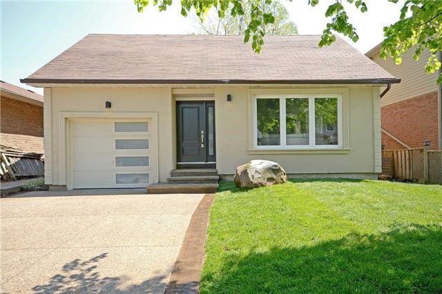 MAIN - 134 Willard St, House detached with 3 bedrooms, 2 bathrooms and 2 parking in Oakville ON | Image 1