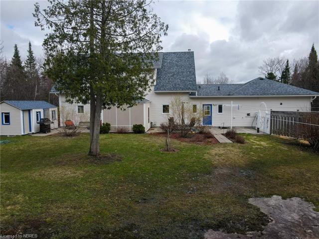 885 Larocque Rd, House detached with 3 bedrooms, 2 bathrooms and null parking in North Bay ON | Image 37