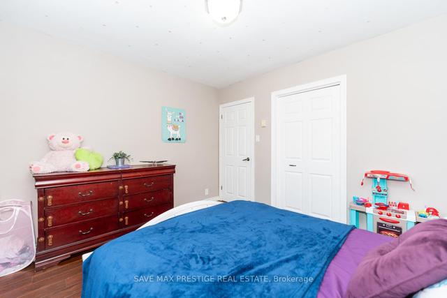 90 Archibald St, House semidetached with 3 bedrooms, 2 bathrooms and 3 parking in Brampton ON | Image 13