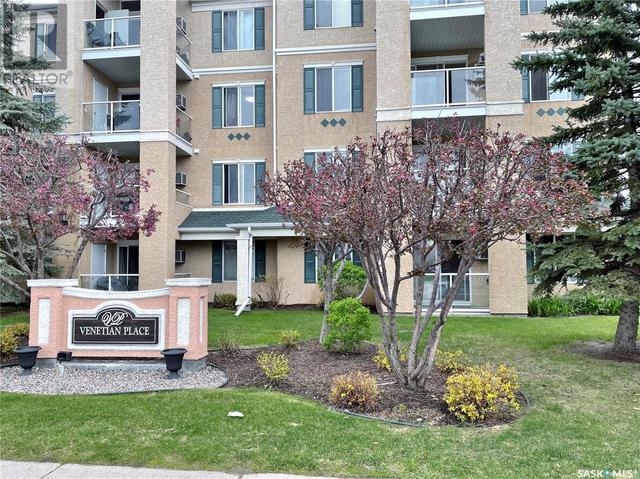 107 - 215 Lowe Rd, Condo with 2 bedrooms, 2 bathrooms and null parking in Saskatoon SK | Image 1