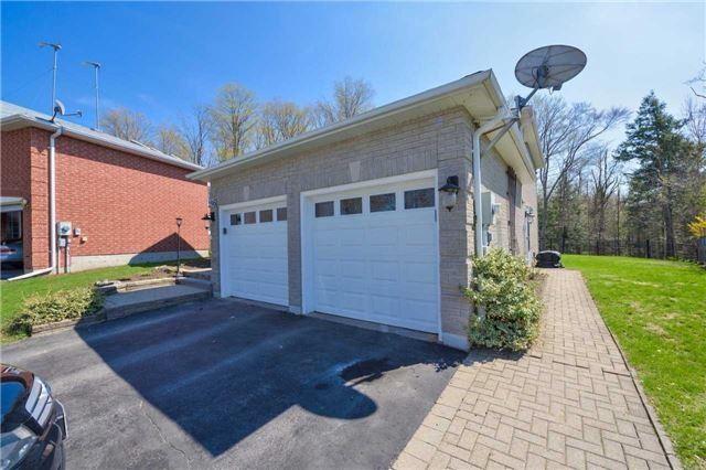 MAIN - 196 Columbia Rd, House detached with 2 bedrooms, 1 bathrooms and 2 parking in Barrie ON | Image 2