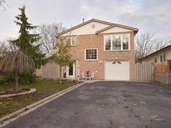 MAIN - 111 Limerick St, House detached with 2 bedrooms, 1 bathrooms and 2 parking in Oshawa ON | Image 1