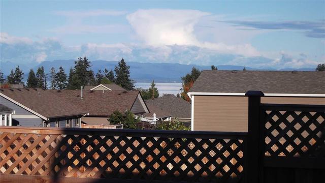 232 Michigan Pl, House detached with 3 bedrooms, 3 bathrooms and 4 parking in Campbell River BC | Image 3