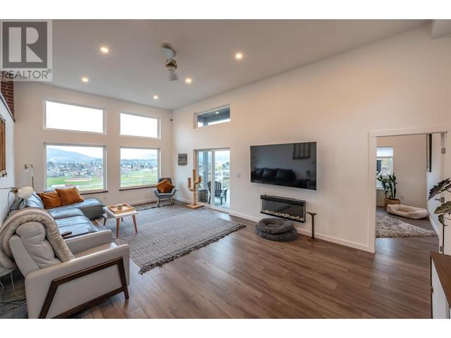 116 - 10903 Dale Meadows Rd, House detached with 5 bedrooms, 3 bathrooms and 2 parking in Summerland BC | Image 6