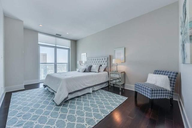 PH2 - 120 Homewood Ave, Condo with 2 bedrooms, 2 bathrooms and 2 parking in Toronto ON | Image 11