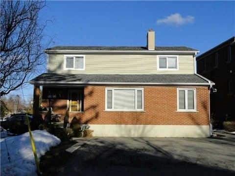 MAIN - 35 Richmond St, House detached with 2 bedrooms, 1 bathrooms and 2 parking in Richmond Hill ON | Image 1