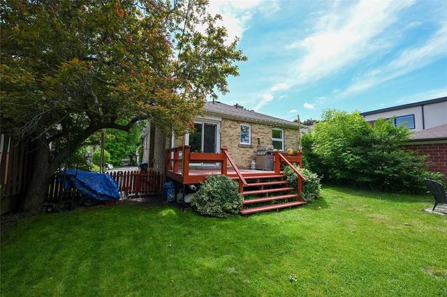 MAIN - 13 Pine Ave S, House detached with 2 bedrooms, 1 bathrooms and 4 parking in Mississauga ON | Image 20