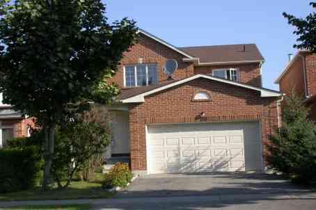 90 Brownridge Dr, House detached with 4 bedrooms, 3 bathrooms and 4 parking in Thornhill ON | Image 1