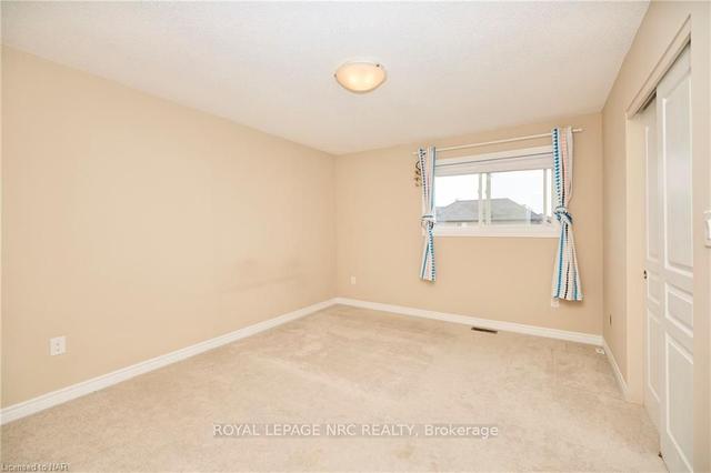 33 - 6117 Kelsey Cres, Townhouse with 2 bedrooms, 2 bathrooms and 1 parking in Niagara Falls ON | Image 13