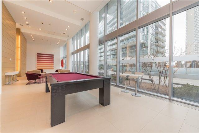 PH-1402 - 29 Queens Quay E, Condo with 3 bedrooms, 3 bathrooms and 3 parking in Toronto ON | Image 18