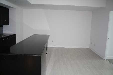 PH-16 - 15 Singer Crt, Condo with 2 bedrooms, 2 bathrooms and 1 parking in North York ON | Image 4