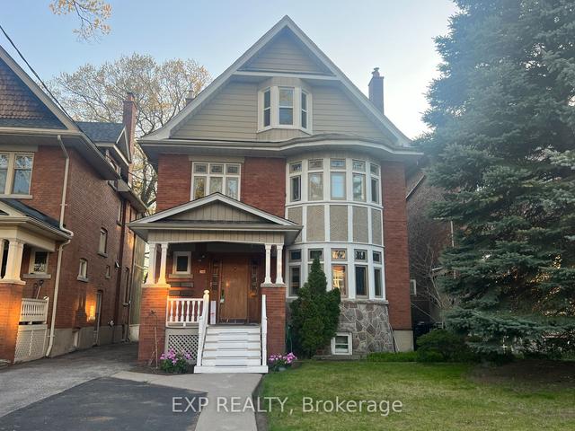 MAIN - 174 Evelyn Ave, House detached with 2 bedrooms, 1 bathrooms and 0 parking in Toronto ON | Image 1