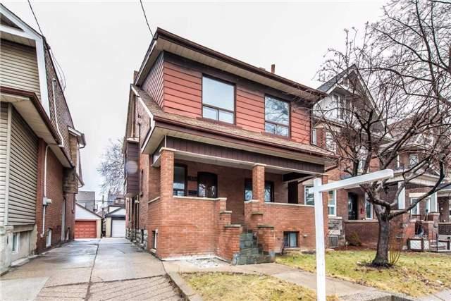 1593 Dufferin St, House detached with 5 bedrooms, 4 bathrooms and 3 parking in Toronto ON | Image 1