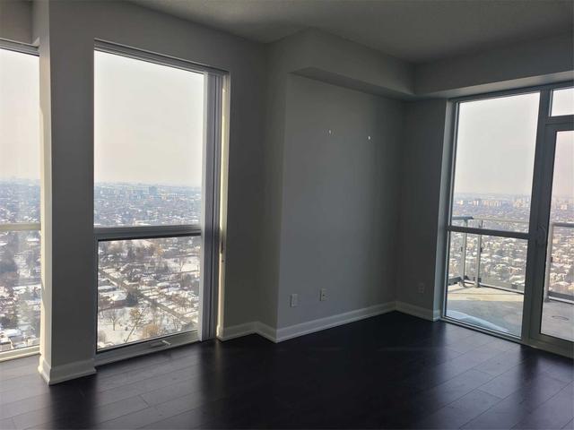 PH203 - 5168 Yonge St, Condo with 2 bedrooms, 3 bathrooms and 1 parking in North York ON | Image 2