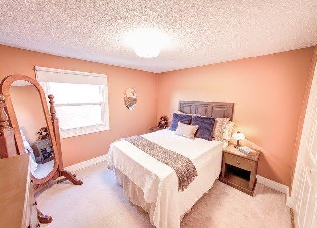 MAIN - 271 John Bowser Cres, House detached with 3 bedrooms, 2 bathrooms and 4 parking in Newmarket ON | Image 10