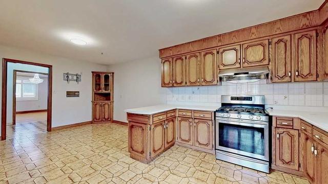 MAIN - 18 Rosemeade Ave, House detached with 3 bedrooms, 3 bathrooms and 2 parking in Etobicoke ON | Image 16