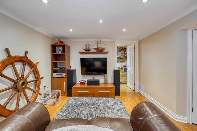 9 Heslop Dr, House detached with 2 bedrooms, 1 bathrooms and 3 parking in Etobicoke ON | Image 16